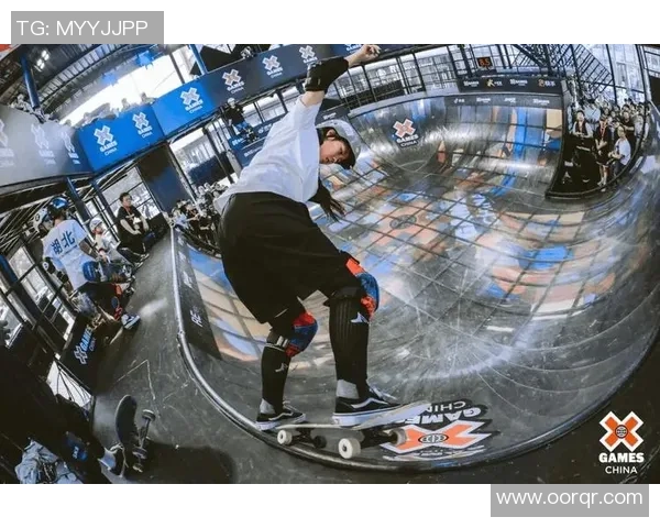 成都滑板精英赛点评极限运动队展现出色节奏与团队默契 成都滑板精英赛点评极限运动队展现出色节奏与团队默契